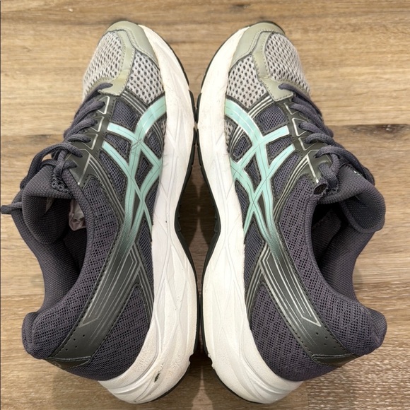 Asics Size 8 Gray and Green Athletic Shoes with Gel-Contend Cushioning - Picture 7 of 12